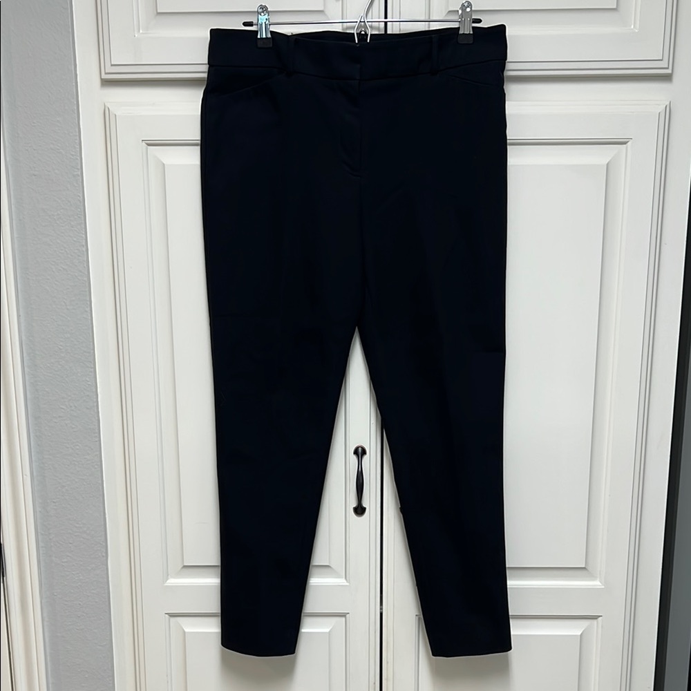 Loft Black Marisa Skinny. Women’s size 10.